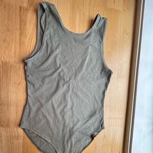 American Eagle Outfitters‎ Green Bodysuit. Size Medium